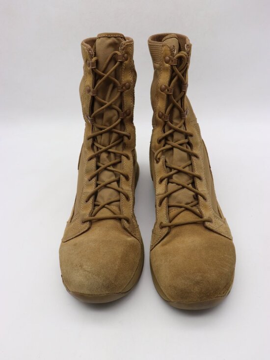 Danner Tanicus 8\
